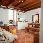 Casa Marlonito